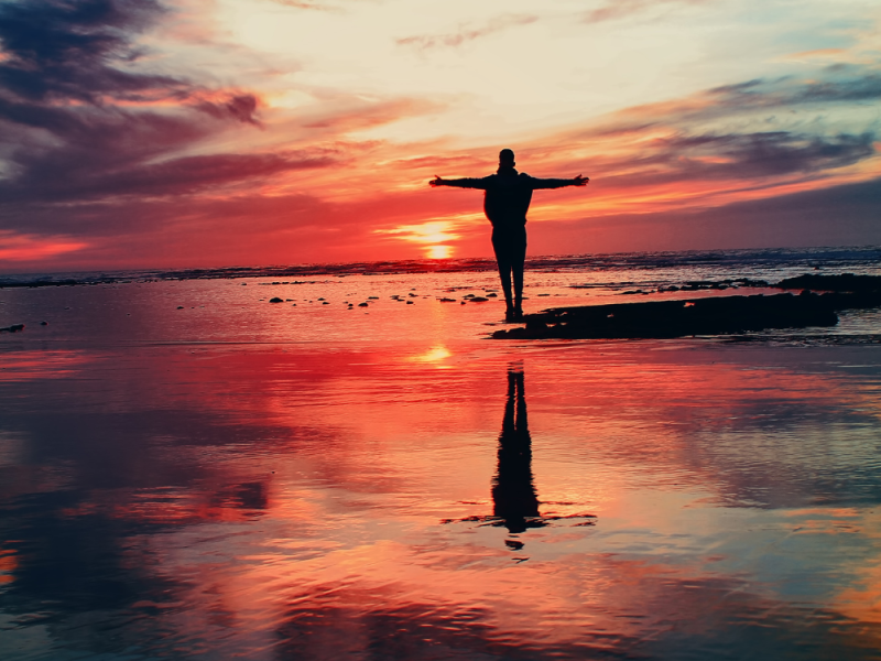 Tơ Trời Trực Giác và Tiềm Thức: Vũ Điệu Của Nội&nbsp;Tâm